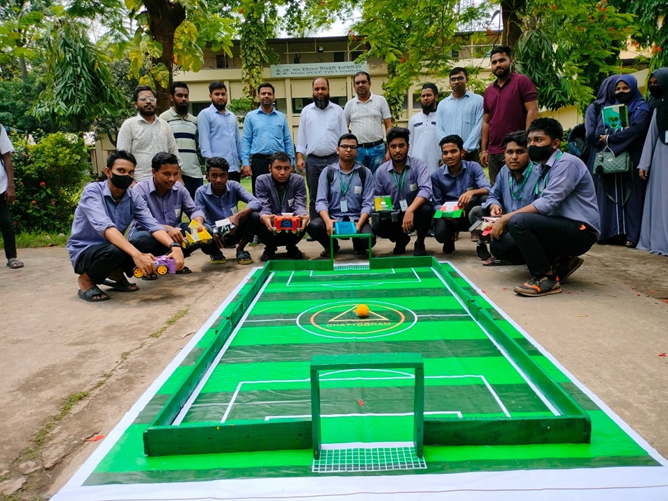 You are currently viewing Robo Soccer Competition Organized by AKKUPPI Robotics Club.